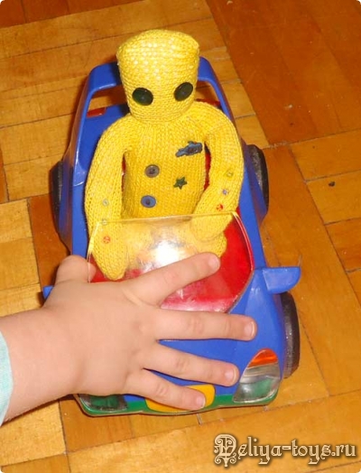 Вязанный андроид, игрушка-робот ручной работы. Натуральные материалы. Лучший подарок для мальчика.
